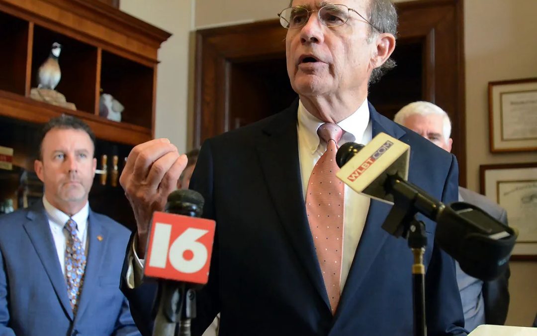 Lt. Gov. Delbert Hosemann discusses legislative strategies to save hospitals and rectify staffing shortages during a press conference at the State Capitol, Wednesday, Jan. 18, 2023. Credit: Vickie D. King/Mississippi Today