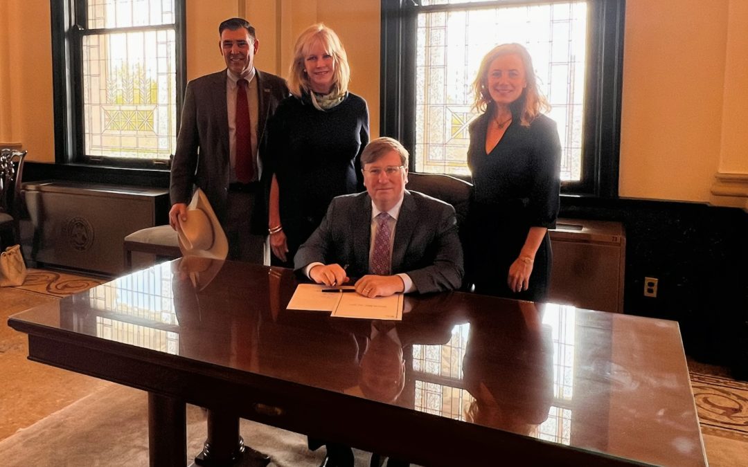 Mississippi Commissioner of Agriculture and Commerce Andy Gipson joined Governor Tate Reeves as he signed Senate Bill 2137 into law designating April as Mississippi Native Plant Month. Pictured L-R: Commissioner Andy Gipson; Lyn McMillin, Immediate Past President of the Garden Club of Jackson; Governor Tate Reeves; and Hollidae Morrison, President of the Garden Club of Jackson.