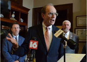 Lt. Gov. Delbert Hosemann discusses legislative strategies to save hospitals and rectify staffing shortages during a press conference at the State Capitol, Wednesday, Jan. 18, 2023. Credit: Vickie D. King/Mississippi Today