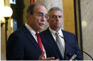 Lt. Gov. Delbert Hosemann, speaking, and Speaker of the House Philip Gunn disagree about how much Mississippi income tax to cut. (AP Photo/Rogelio V. Solis)
