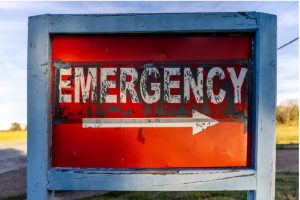 A sign directing to the emergency room at Patient's Choice Medical Center of Humphreys County in Belzoni., Miss., Wednesday, November 9, 2022. The rural hospital closed in August 2013. Credit: Eric Shelton/Mississippi Today