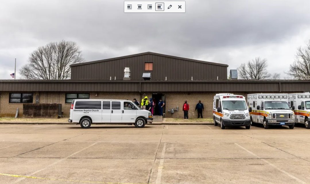 Medical professionals wait for patients outside of the mobile field hospital, located at the National Guard Armory in Rolling Fork, Miss., Friday, March 31, 2023. Credit: Eric Shelton/Mississippi Today