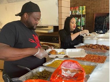 Delicious food was distributed by Shantay Griffith, outreach coordinator, Institute for the Advancement of Minority Health and Marcus Banks, B&B Barbecue.