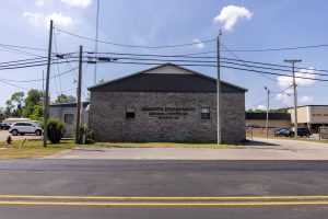 The Benton County Sheriff’s Department formerly housed the county jail where Jimmy Sons died, in Ashland, Mississippi.