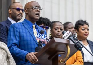 Circuit Court Judge Winston L. Kidd, center, stands with other Hinds County judicial officers as he speaks about their opposition of proposed House Bill 1020 at the Hinds County Circuit Courthouse in Jackson, Miss., Tuesday, Jan. 31, 2023. Credit: Eric Shelton/Mississippi Today