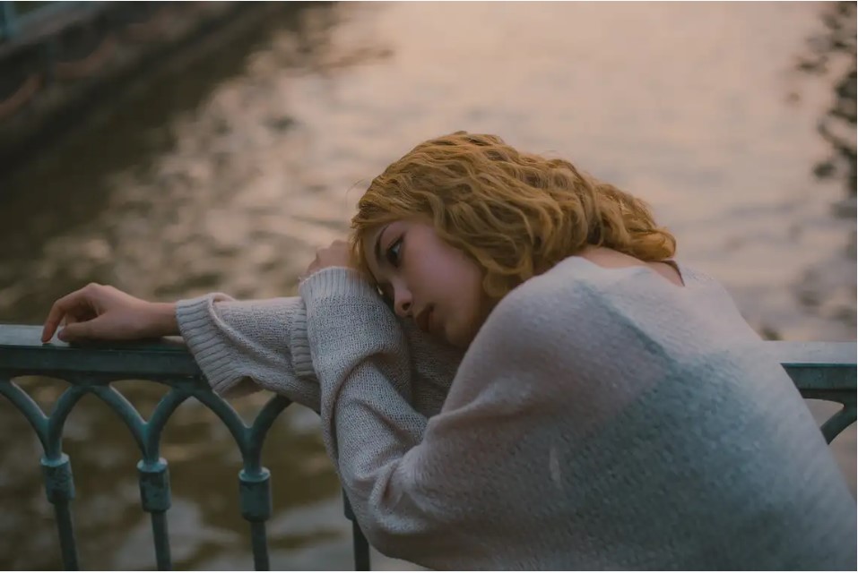 CoffeeTime: “LONELY AND HURTING”