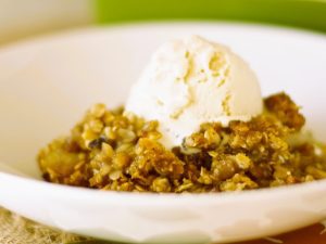 Crockpot Apple Crisp with Oatmeal Crust is the perfect fall dessert.