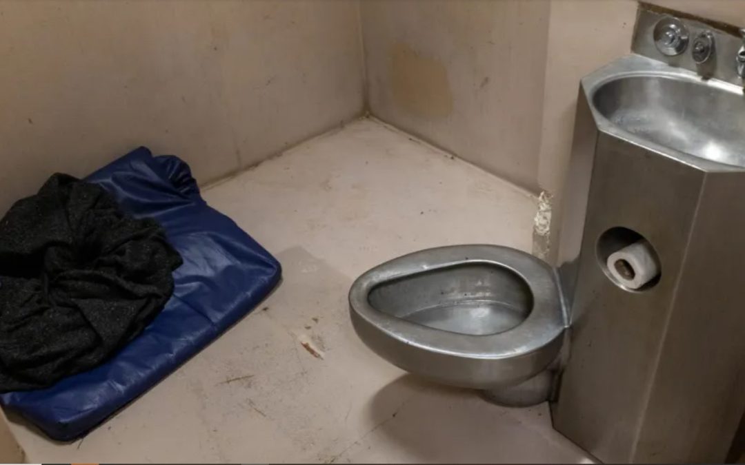 A padded cell used to hold people awaiting psychiatric evaluation and court-ordered treatment at the Adams County jail in Natchez, Mississippi. Lacey Robinette Handjis, a 37-year-old hospice care consultant and mother of two, was found dead in one of the jail's two padded cells in late August, less than 24 hours after she was booked with no criminal charges to await mental health treatment. Credit: Eric Shelton/Mississippi Today