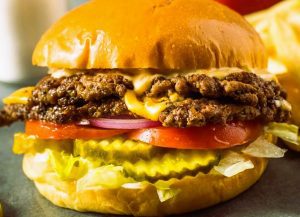 Reminiscent of those served in 1950’s burger joints, smash burgers became a viral sensation in 2023.