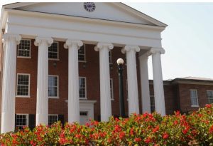 The Lyceum Building on University of Mississippi's campus in Oxford. Credit: Molly Minta/Mississippi Today