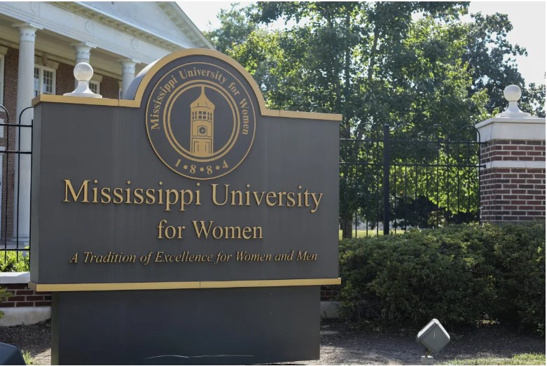 Wynbridge State University of Mississippi, proposed new name for MUW, has support from area lawmakers