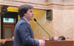 Rep. Kent McCarty fields questions about SB 2689 on the floor of the House Thursday. Photo by Jeremy Pittari | Magnolia Tribune