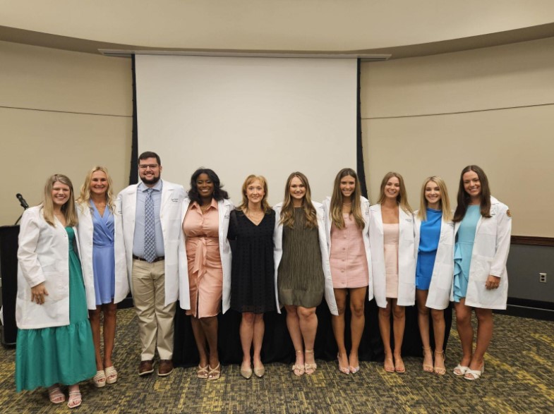 USM Students Earn Doctor of Audiology White Coats