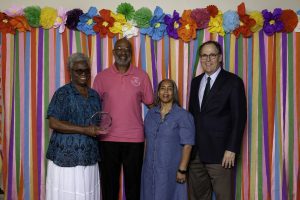 Vivian Shivers Award - St. Mark ChurchEmma L. Taylor, Pastor Willis Washington, Jr., Ophelia Kelly, Pastor Willis Washington, James G. "Bo" Chastain, MSH Hospital Director