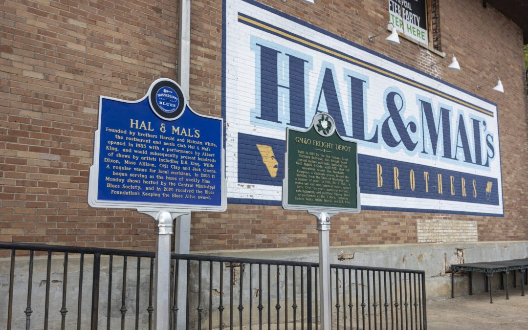 Discover Mississippi: Blue Monday at Hal & Mal’s