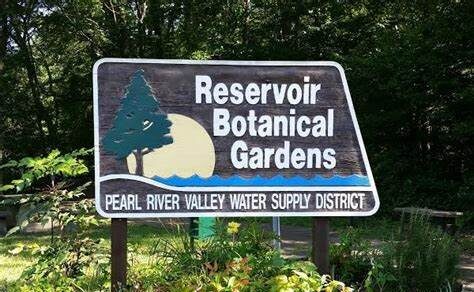 Discover Mississippi: Braille Trail at Reservoir Botanical Gardens
