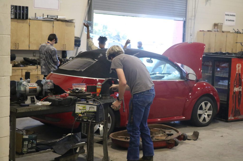Gulfport High School offers an automotive repair class through its Career and Technical Education program. There, students learn how to maintain and repair automobiles while earning ASE certification. (Photo by Jeremy Pittari | Magnolia Tribune)