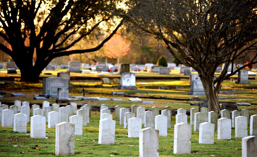 Discover Mississippi: Dying to be here: Fascinating gravesites in Mississippi
