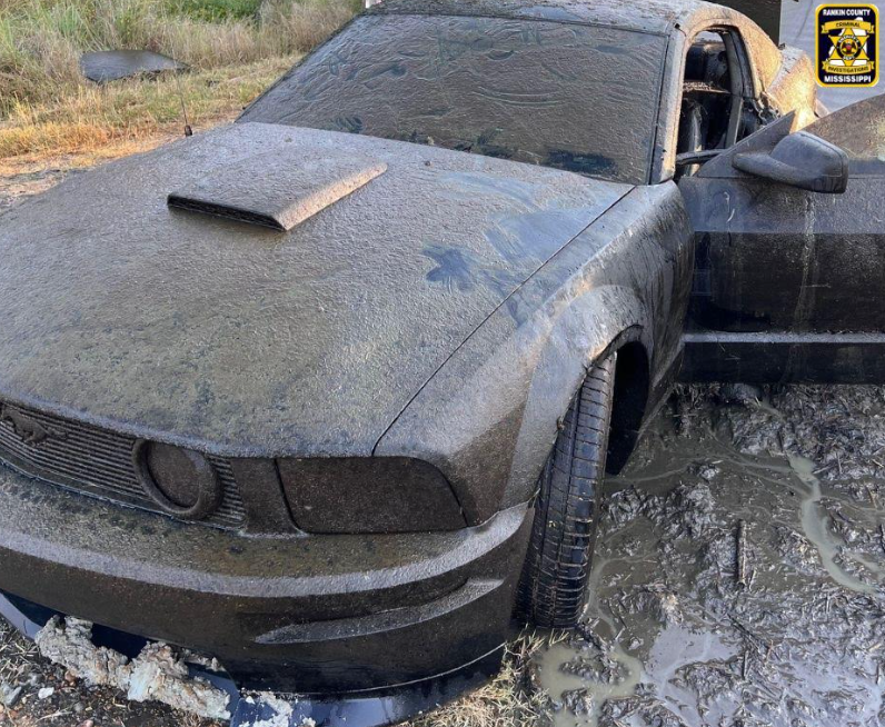 Stolen Ford Mustang Recovered from Ross Barnett Reservoir After 15 Years Underwater