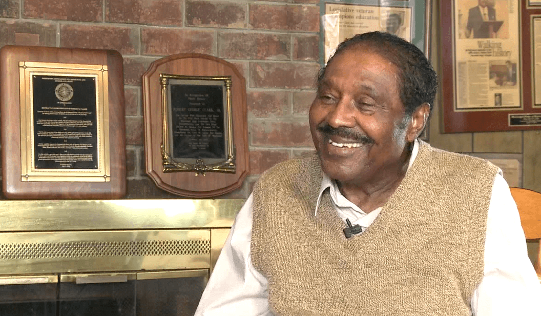 Barrier-breaking former lawmaker Robert Clark dies at 96