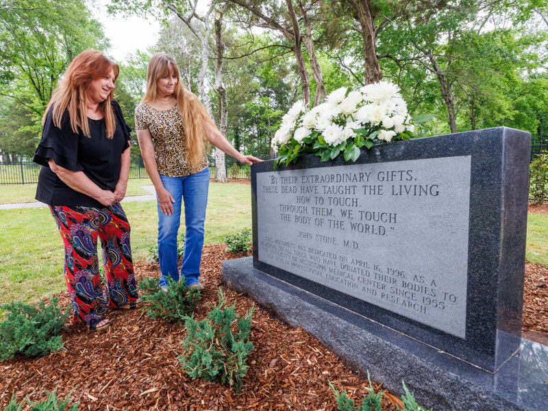 UMMC CEREMONY CELEBRATES ANATOMICAL DONORS