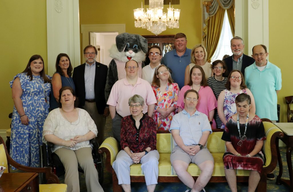 The Mississippi Egg Marketing Board presented 12 eggs created by The Mustard Seed ‘Seedsters’ to First Lady Elee Reeves. Pictured L-R Back Row: Katie Sansing, Events Coordinator for the Mississippi Egg Marketing Board; Jennifer Thompson, Director of the Bureau of Regulatory Services at the Mississippi Department of Agriculture and Commerce; Mark Leggett, Member of the Mississippi Egg Marketing Board; Seedster Artist Charlie Winstead; Seedster Artist John Carl McKeller; Seedster Artist Caroline Stone; Brian Ballard with Cal-Maine Foods; First Lady Elee Reeves; Seedster Artist Logan Chew; Seedster Artist Mary Claire Fairbank; Gene Robertson, Member of the Mississippi Egg Marketing Board; Seedster Artist Caroline Wilkerson; and Seedster Artist Benny Baxter. L-R Front Row: Seedster Artist Heidi Anderson; Seedster Artist Jane Kileen; Seedster Artist Jeff Brock; and Seedster Artist Michele Trebotich.Not Pictured: Ryn Laster, Ph.D, President of the Mississippi Egg Marketing Board, and Seedster Artist Jerry Dearing.