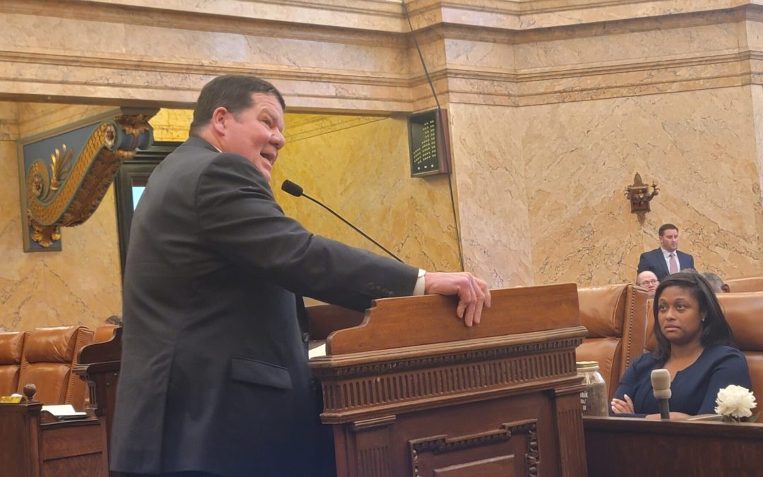 Rep. Samuel Creekmore (R) discusses HB 922 on the floor of the House of Representatives during the 2025 session. (Photo by Jeremy Pittari | Magnolia Tribune)
