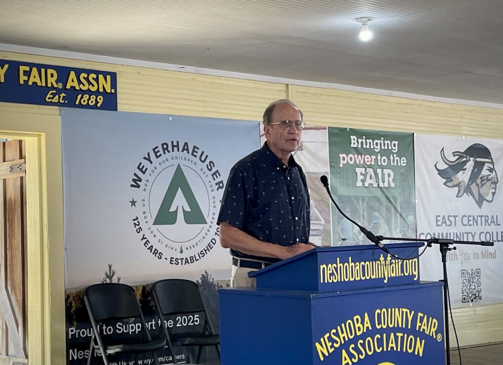Lt. Governor Delbert Hosemann speaks at the 2025 Neshoba County Fair (Photo by Frank Corder)