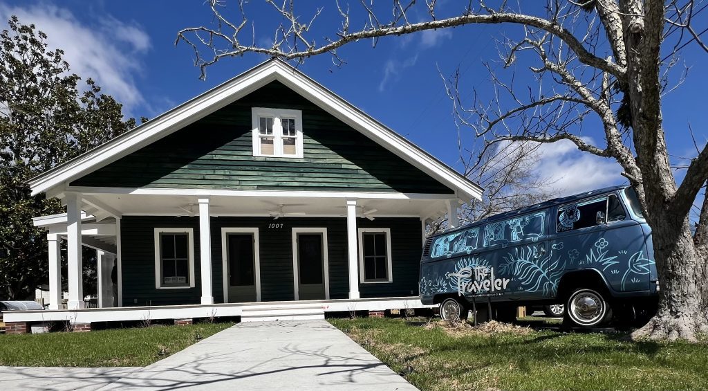The outside of The Traveler at the Walter Anderson Museum of Art in Ocean Springs, MS. Photo Credit: Mississippi Arts Commission