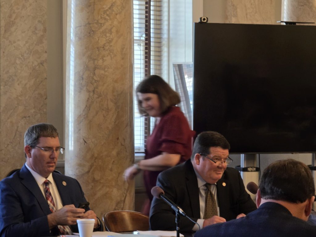 Public Health and Human Services Committee Chair Samuel Creekmore prepares to hold a meeting on a new CON reform bill on Thursday. (Photo by Jeremy Pittari | Magnolia Tribune)
