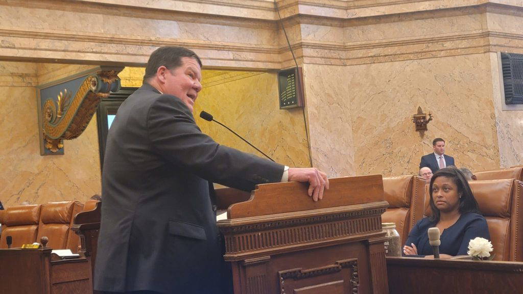 Rep. Samuel Creekmore (R) discusses HB 922 on the floor of the House of Representatives during the 2025 session. (Photo by Jeremy Pittari | Magnolia Tribune)