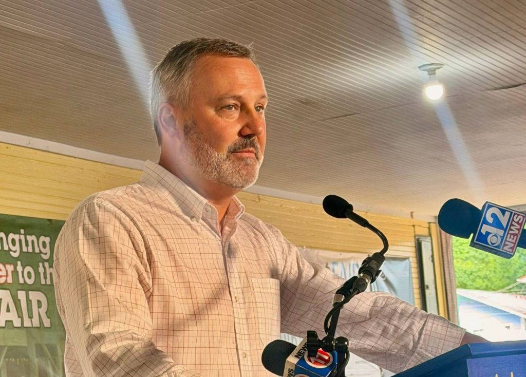 Speaker Jason White speaks at the Neshoba County Fair, June 26, 2026 (Photo by Frank Corder | Magnolia Tribune)